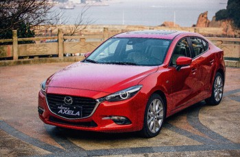 新Mazda3